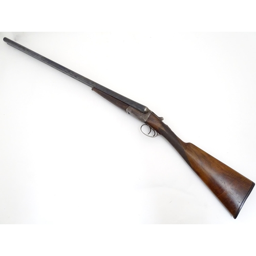 2294 - WITHDRAWN FROM AUCTION - Apologies for any inconvenience. S2 Shotgun: a Howard A Davies, Winchester ... 