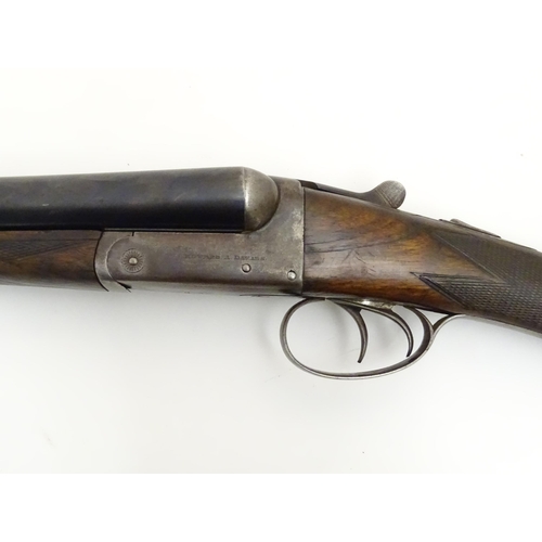 2294 - WITHDRAWN FROM AUCTION - Apologies for any inconvenience. S2 Shotgun: a Howard A Davies, Winchester ... 