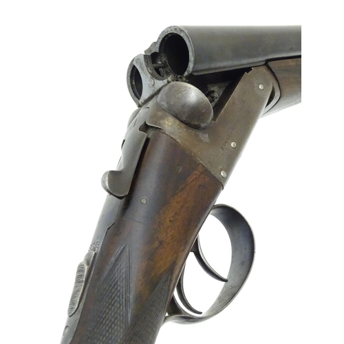 2294 - WITHDRAWN FROM AUCTION - Apologies for any inconvenience. S2 Shotgun: a Howard A Davies, Winchester ... 