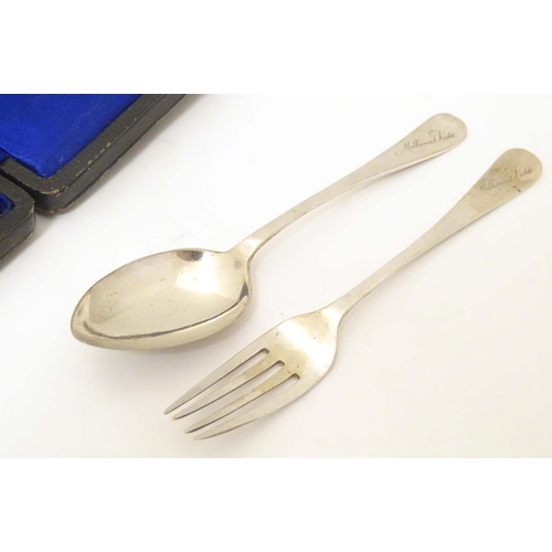 406 - A silver Christening spoon and fork hallmarked Sheffield 1909 William Gallimore & Sons Approx 5