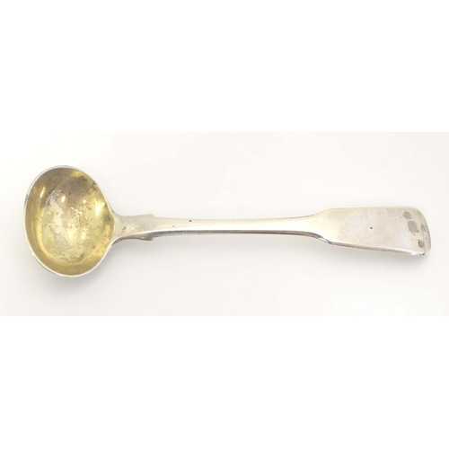 440 - A pair of Geo III silver fiddle pattern salt spoons Hallmarked London 1810 maker AH. 
Together with ... 