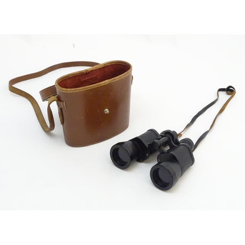 27 - A cased pair of Barr & Stroud 'CF.43' 10x field glasses / binoculars, 6