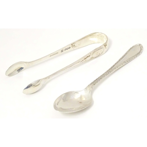 427 - Silver sugar tongs hallmarked Sheffield 1925 maker Cooper Brothers & Sons Ltd together with a silver... 