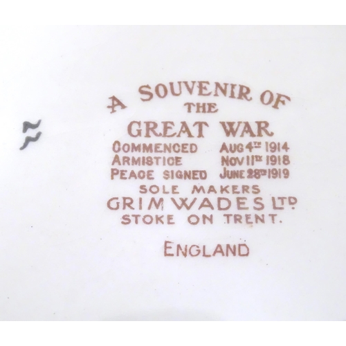 990A - Militaria, WW1 / WWI / World War 1 / First World War : a commemorative plate by Grimwades, decorated... 