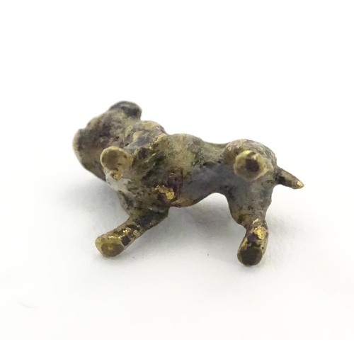 1018 - A cold painted bronze model of a dog. Approx. 3/4