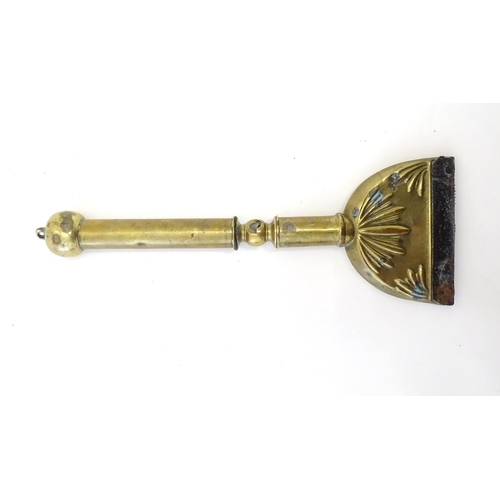 1075 - A 19thC brass horse hair singer / singeing lamp with embossed shell detail. Approx. 13 3/4