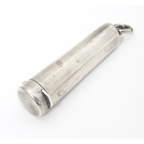 428 - A silver cheroot mouthpiece case, hallmarked London 1903, maker Henry Perkins & Sons. Approx. 2 1/4