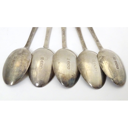 445 - Five silver coffee spoons hallmarked Sheffield 1926, maker James Deakin & Sons. Approx. 4