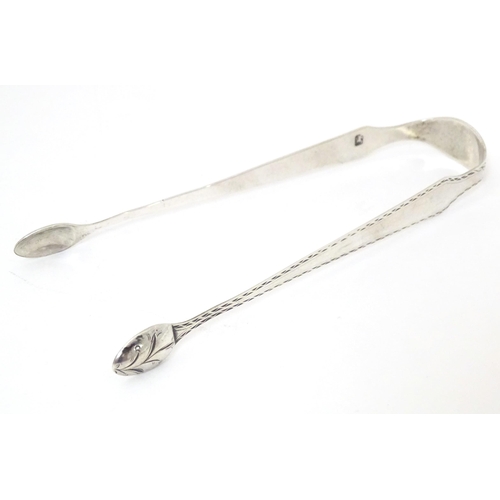 359 - 19thC silver sugar tongs with bright cut decoration, maker W. C. Approx. 5 1/2