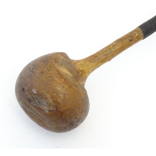 1084 - Ethnographic / Native / Tribal: An African knobkerrie throwing club. Approx. 24 1/2