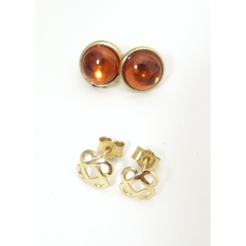 742 - Six pairs of assorted stud earrings to include some gold and yellow metal examples.