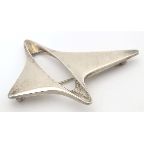 619 - Georg Jensen : A silver brooch of abstract design, designed by Henning Koppel for Georg Jensen. Mark... 