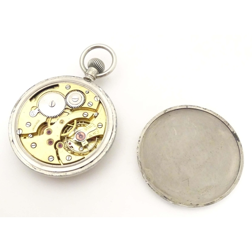 780 - A World War 2 / WW2 / WWII / Second World War Observer's / Navigator's pocket watch, the reverse sta... 