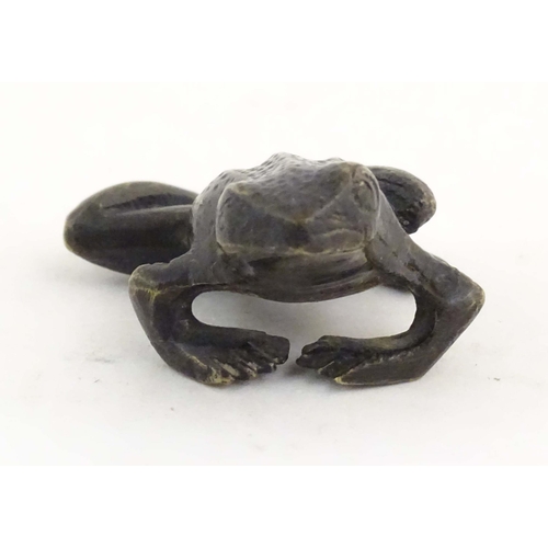 1010 - A cold painted bronze model of a frog / toad. Approx. 2