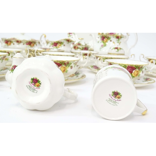 206 - A large quantity of Royal Albert tea and dinner wares in the Old Country Roses pattern comprising di... 