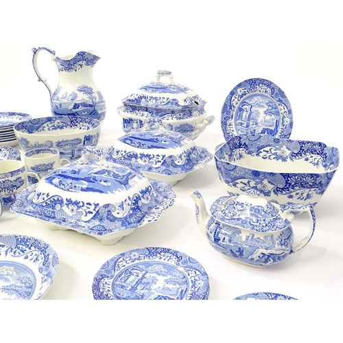 207 - A quantity of blue and white Copeland Spode and Spode tea and dinner wares in the Italian pattern to... 