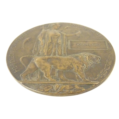 975 - Militaria, WW1 / WWI / World War 1 / First World War : a bronze death plaque depicting Britannia and... 