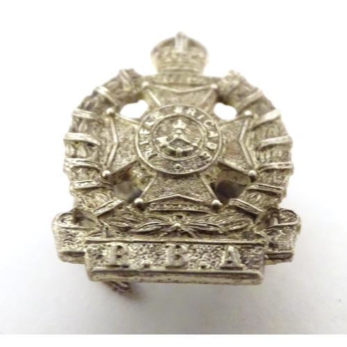 976 - Militaria : a Rifle Brigade Association lapel badge, formed as the regimental insignia (1816-1966.) ... 