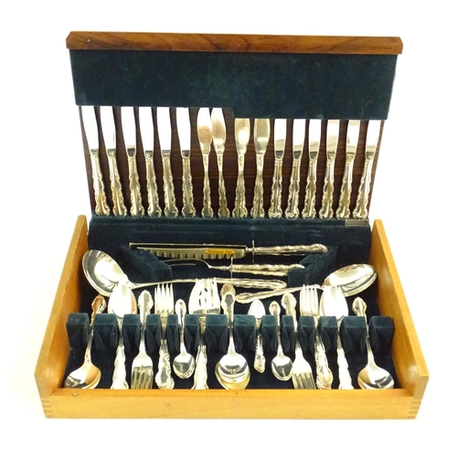 547 - A quantity of silver plate cutlery / flatware to include knives, forks, spoons, fish eaters, etc. By... 