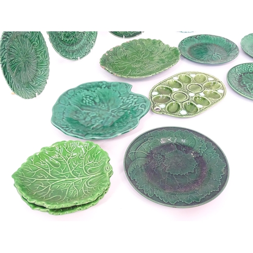 87 - A quantity of assorted majolica leaf plates to include examples by Wedgwood, Davenport, etc. Some ma... 