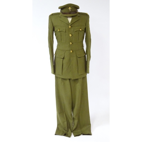 994A - Militaria, WW2 / WWII / World War 2 / Second World War : a British Army 2nd Lieutenant's No.2 dress ... 