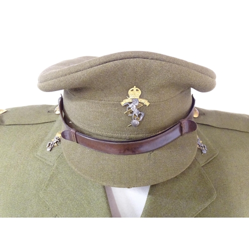 994A - Militaria, WW2 / WWII / World War 2 / Second World War : a British Army 2nd Lieutenant's No.2 dress ... 