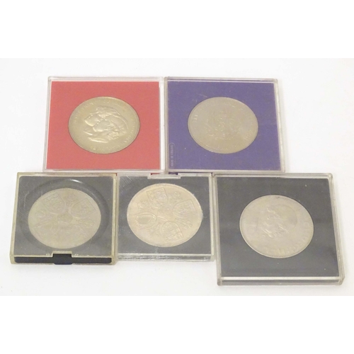 800 - Coins: A hallmarked silver 1977 Spink & Son Ltd. commemorative medal in honour of the silver jubilee... 