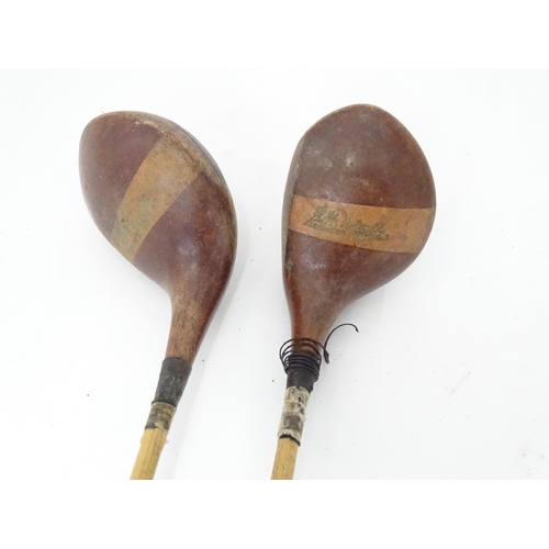 51 - A quantity of mid 20thC golf clubs