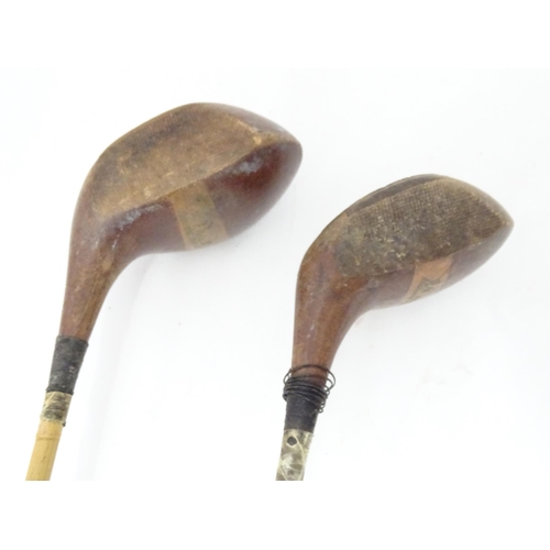 51 - A quantity of mid 20thC golf clubs