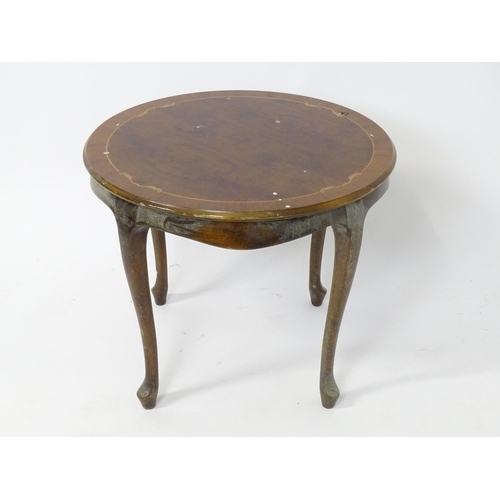 75 - A late 20thC inlaid occasional table. Approx. 21 1/2