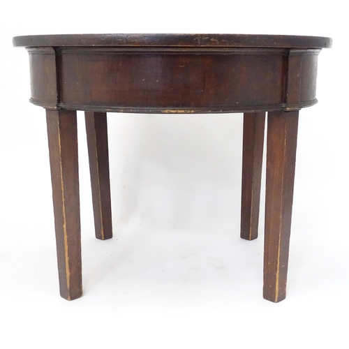 81 - A Victorian mahogany circular occasional table by Wylie & Lochhead, Glasgow. Top approx. 23 1/2