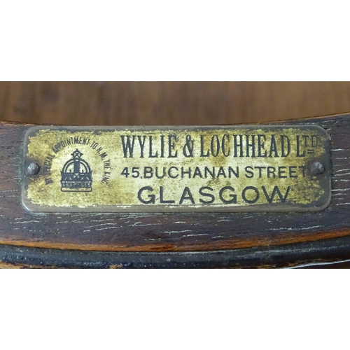 81 - A Victorian mahogany circular occasional table by Wylie & Lochhead, Glasgow. Top approx. 23 1/2