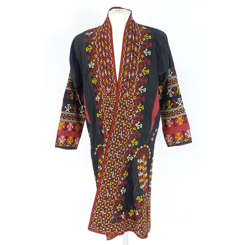 1740 - Vintage fashion / clothing: A hand-made Turkmen Chapan / coat with hand embroidered detail. Chest me... 