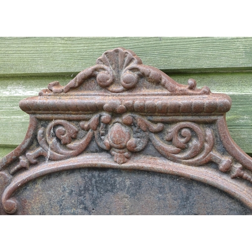 85 - Garden & Architectural, Salvage: A cast iron fire basket, decorated with foliate motifs and with bra... 