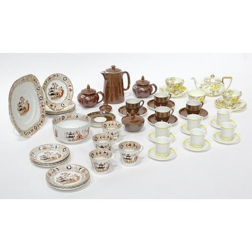 228 - A quantity of assorted tea wares to include a Radfords teapot, cups and saucers in the pattern Fento... 