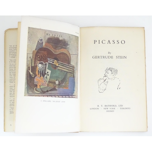 233 - Books: A large quantity of assorted books on the subject of art to include Picasso by Gertrude Stein... 