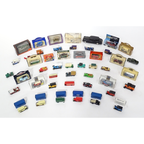 237 - Toys: A quantity of assorted die cast / scale model cars / vehicles to include Corgi Cameo Collectio... 