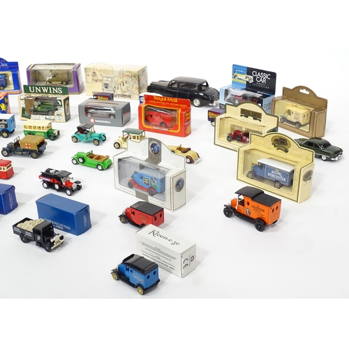 237 - Toys: A quantity of assorted die cast / scale model cars / vehicles to include Corgi Cameo Collectio... 