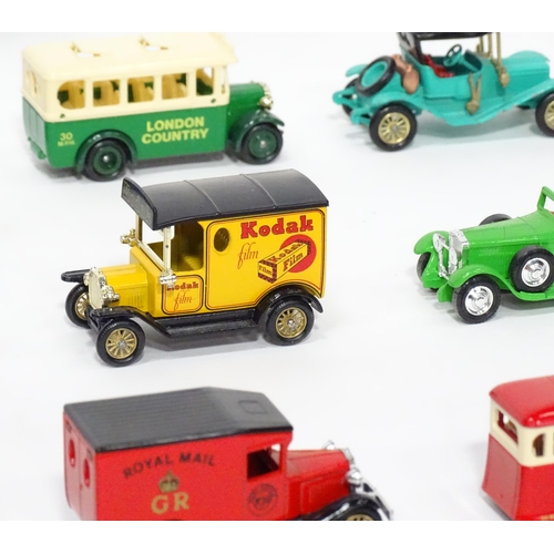 237 - Toys: A quantity of assorted die cast / scale model cars / vehicles to include Corgi Cameo Collectio... 