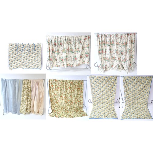 77 - Five various pairs of curtains (ten pieces of fabric) and assorted fabrics, the largest approximatel... 