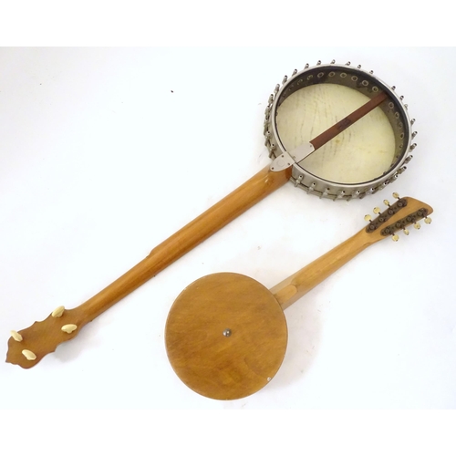 896 - Musical Instruments : a vintage Lyon & Healy (Chicago USA) five-string banjo, with maple neck, steel... 