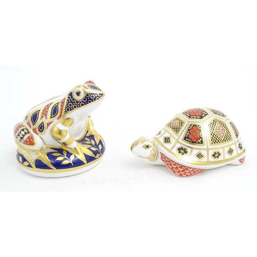 124 - Two Royal Crown Derby paperweights one modelled as a frog, the other as a tortoise. Both marked unde... 