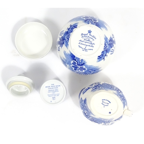 187 - A quantity of assorted blue and white dinner wares to include dinner plates, meat plate, serving dis... 