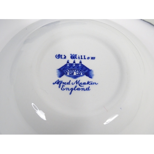 187 - A quantity of assorted blue and white dinner wares to include dinner plates, meat plate, serving dis... 