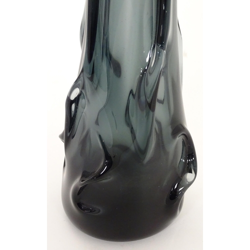 196 - A retro Art glass vase of flared form 14