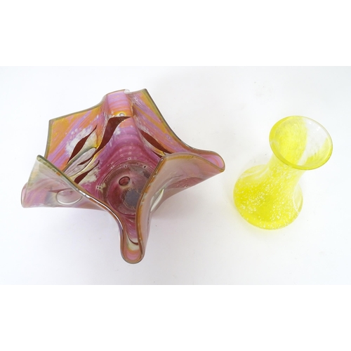 225 - Two items of art glass to include a handkerchief shaped pot and a yellow glass vase. Largest approx.... 