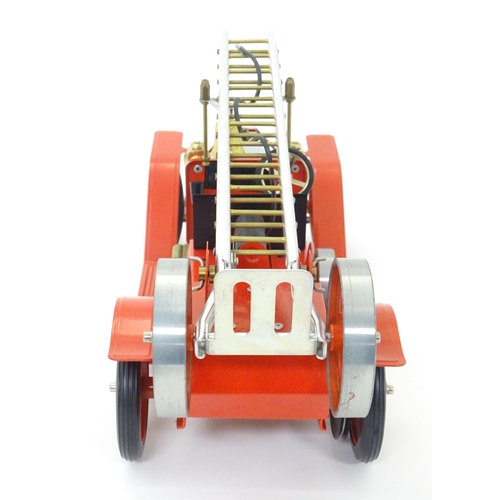 119 - Toy: A Mamod model Live Steam Fire Engine FE1, with original box. Box approx. 9 3/4