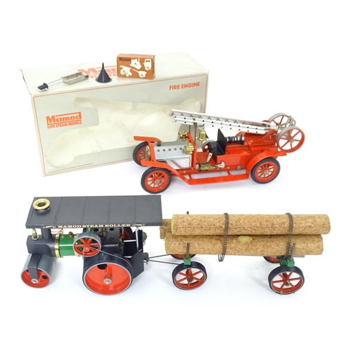 119D - Toys: A Mamod model Live Steam Fire Engine FE1, with original box. Together with a Mamod Lumber Wago... 