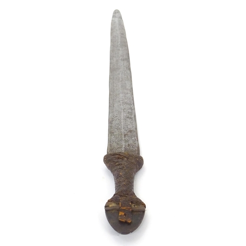 1805 - Militaria / Arms & Armour : a 19thC Tebu sword (Chad, Central Africa), the 28 1/2