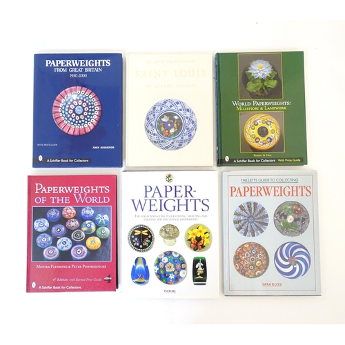 1116 - Books: A quantity of books on the subject of paperweights, titles to include Paperweights from Great... 